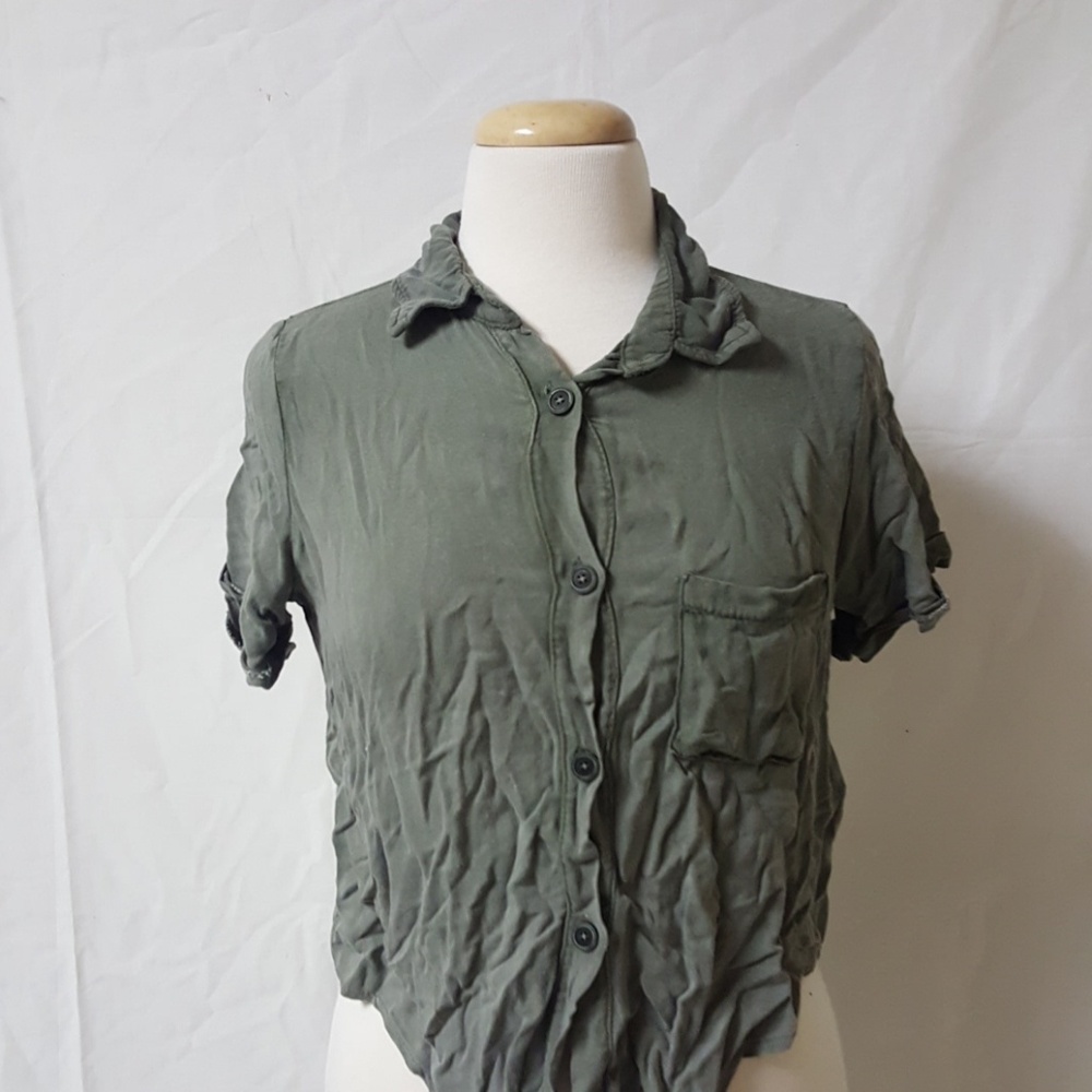 Woman button up shirt